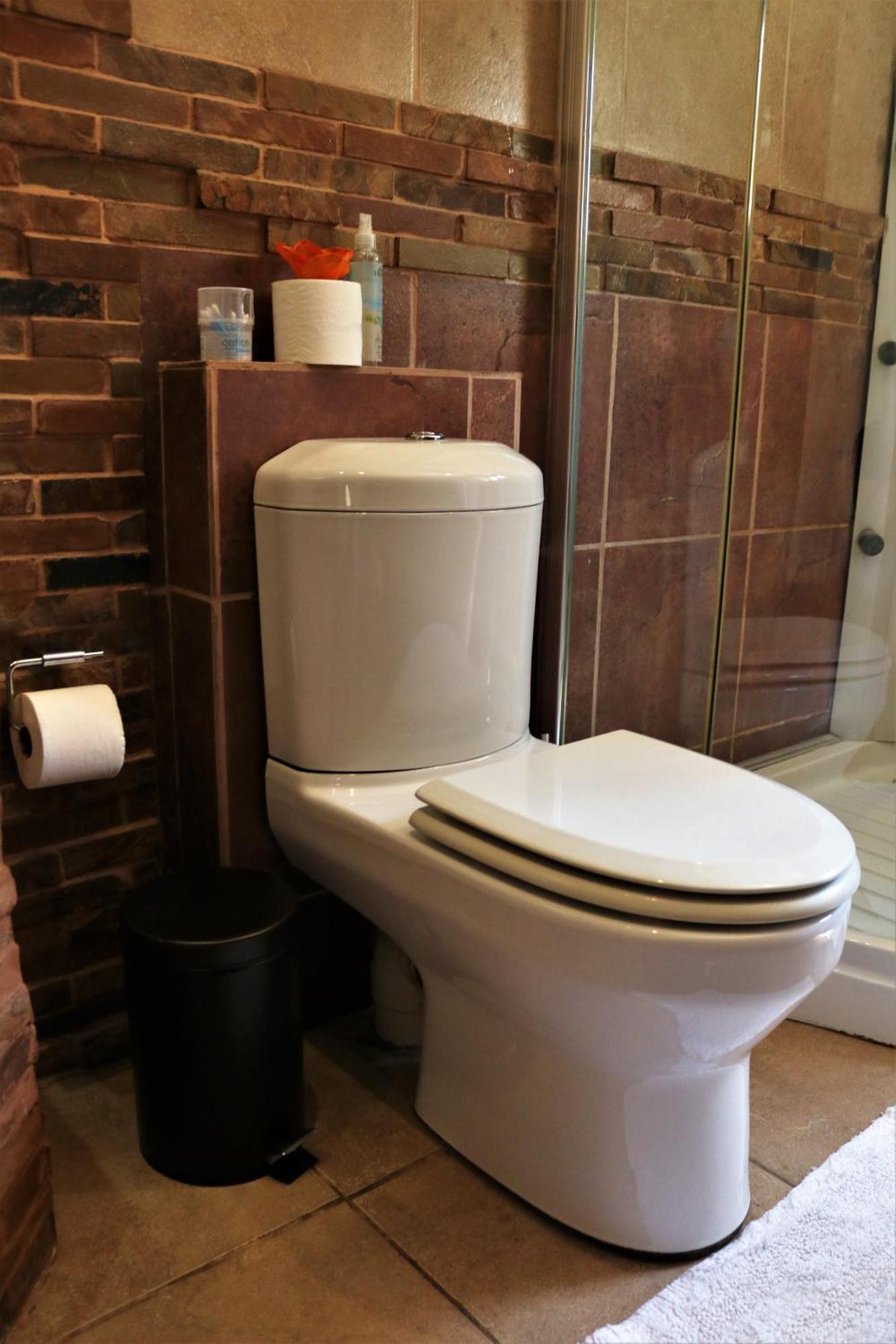 Moonriver Guesthouse Апингтон Экстерьер фото