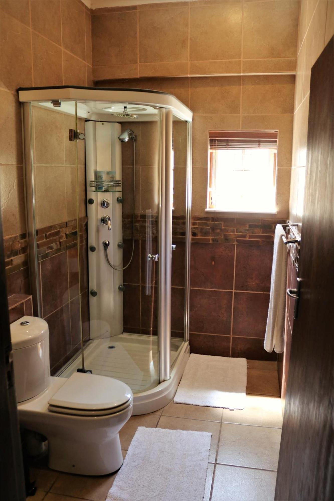 Moonriver Guesthouse Апингтон Экстерьер фото