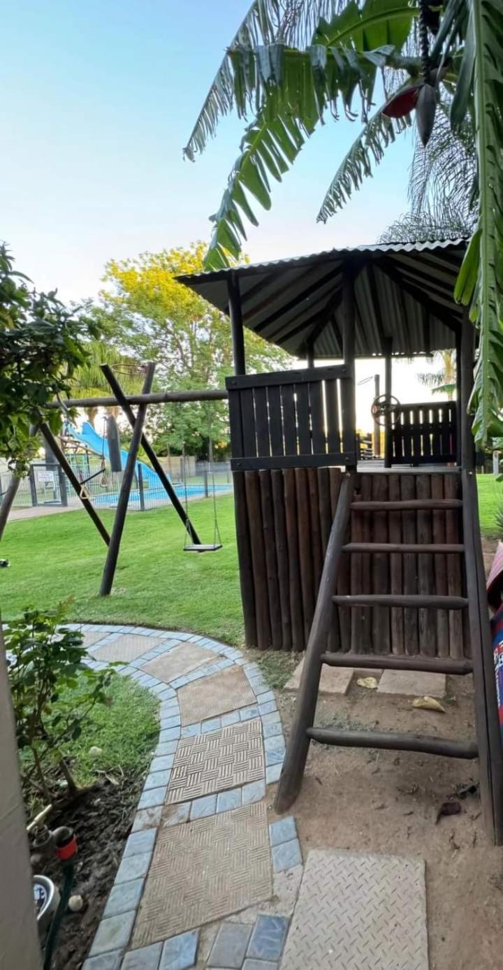 Moonriver Guesthouse Апингтон Экстерьер фото